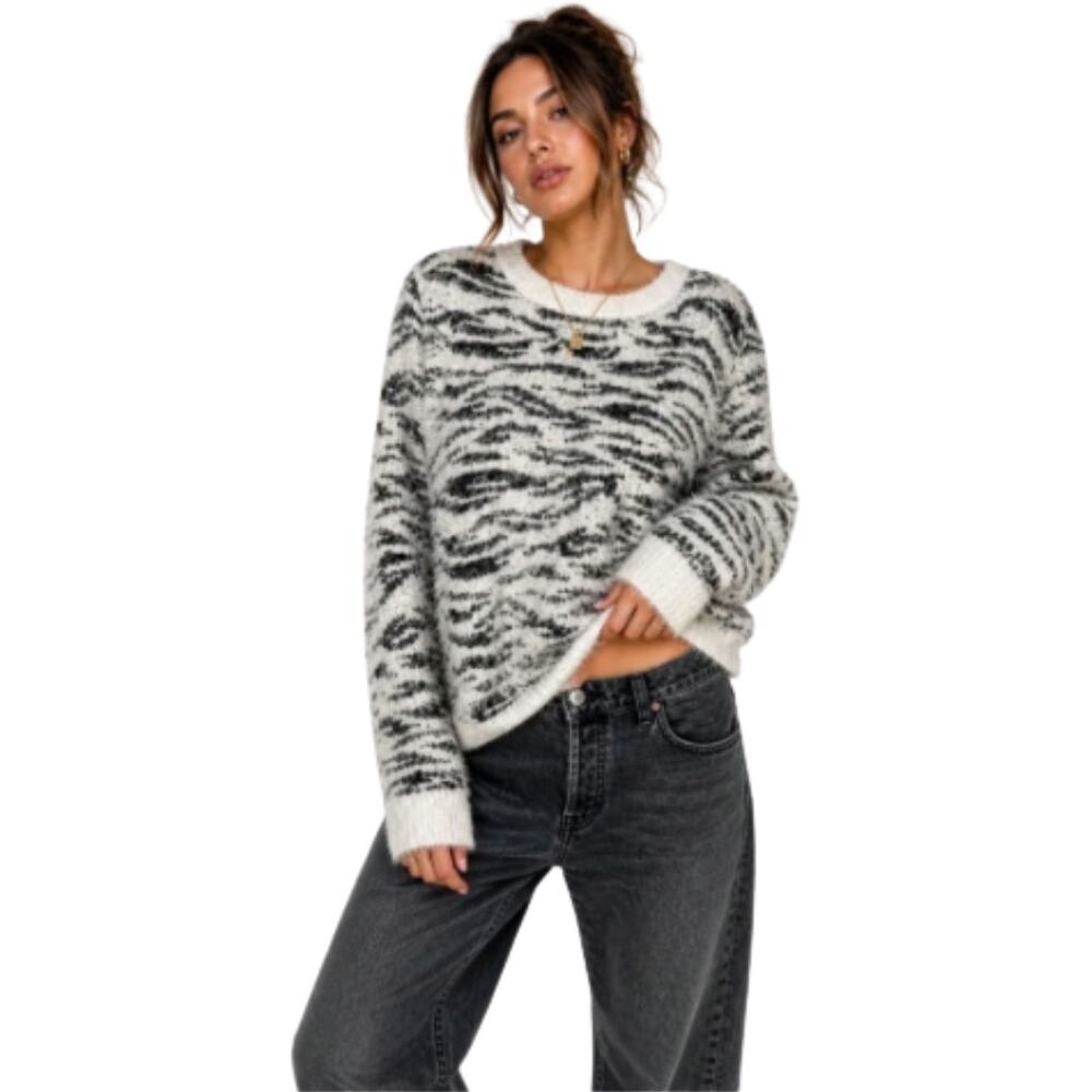 Mudd Zebra Fuzzy Eyelash Knit Pullover Sweater Size S 90s Crew Neck Long Sleeve